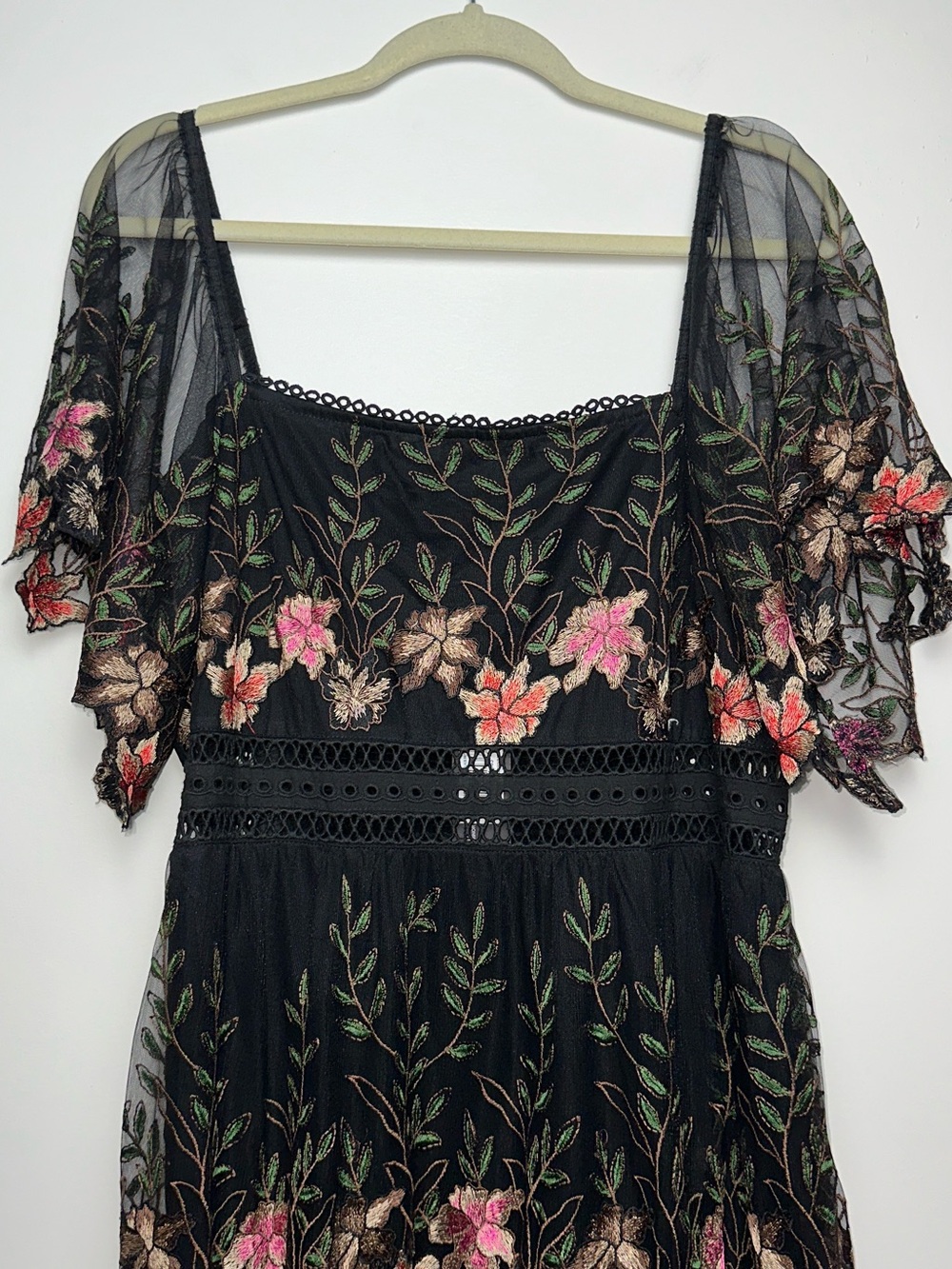 NWT bl^nk x ANTHROPOLOGIE Emryn Embroidered Square-Neck Midi Dress - Picture 8 of 15